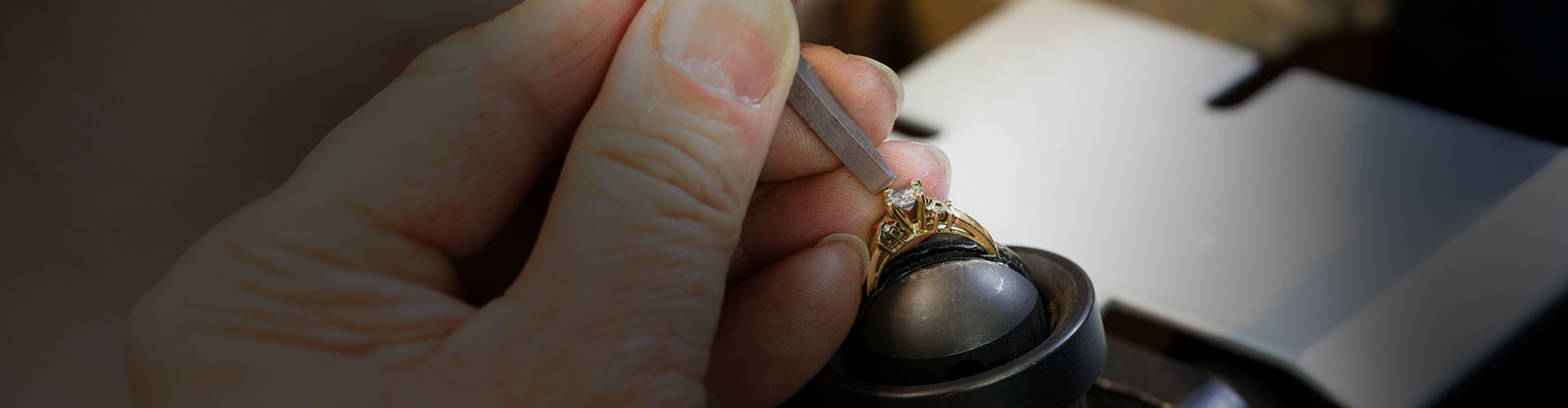 manuseio e confecção de joias